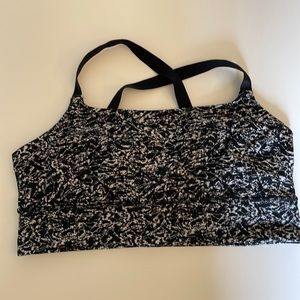 Lululemon bra in size 12